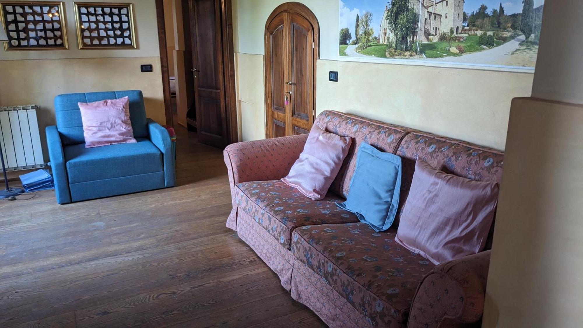 Borgo Fastelli Aparthotel Sarteano Exterior photo